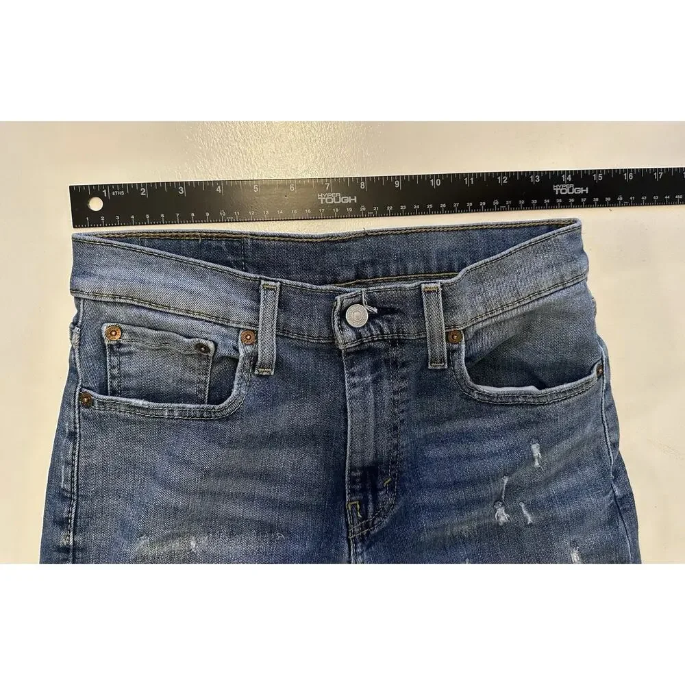 Levis elevate your